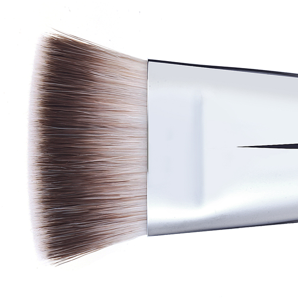 【プチAncciコレクション/リキッド＆クリームファンデーションブラシ】TR 26