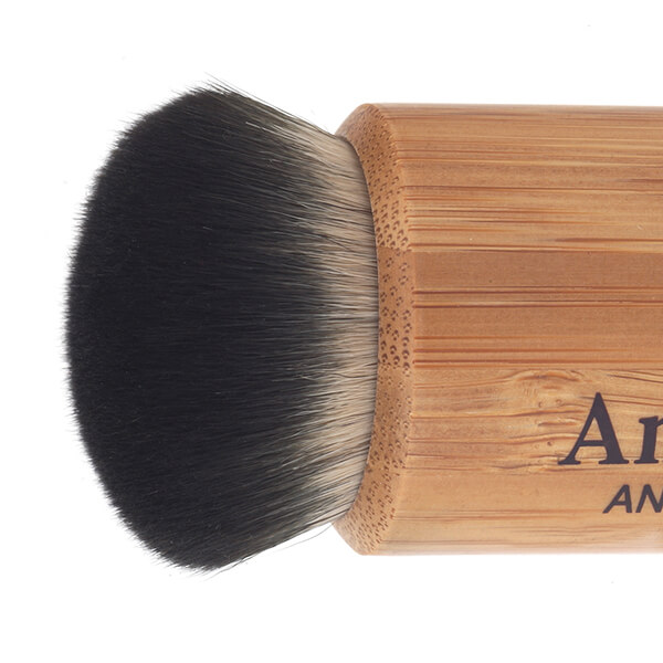 【持ち運び可能 専用ケース付きファンデーションブラシ】ANC 140